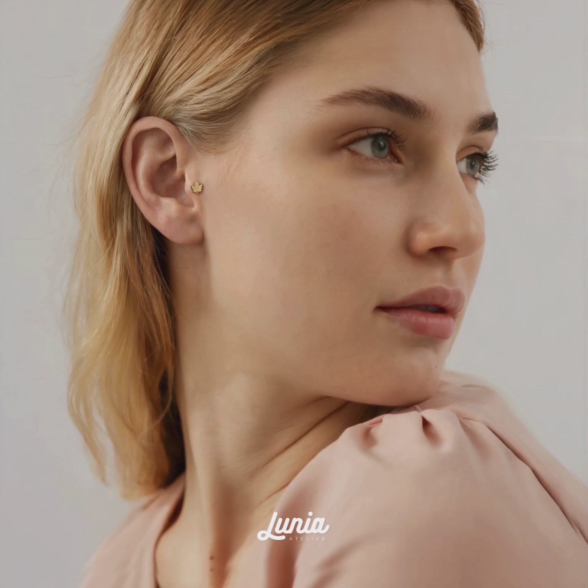 Leaf Flatback Ear Piercing 14K Gold / Silver