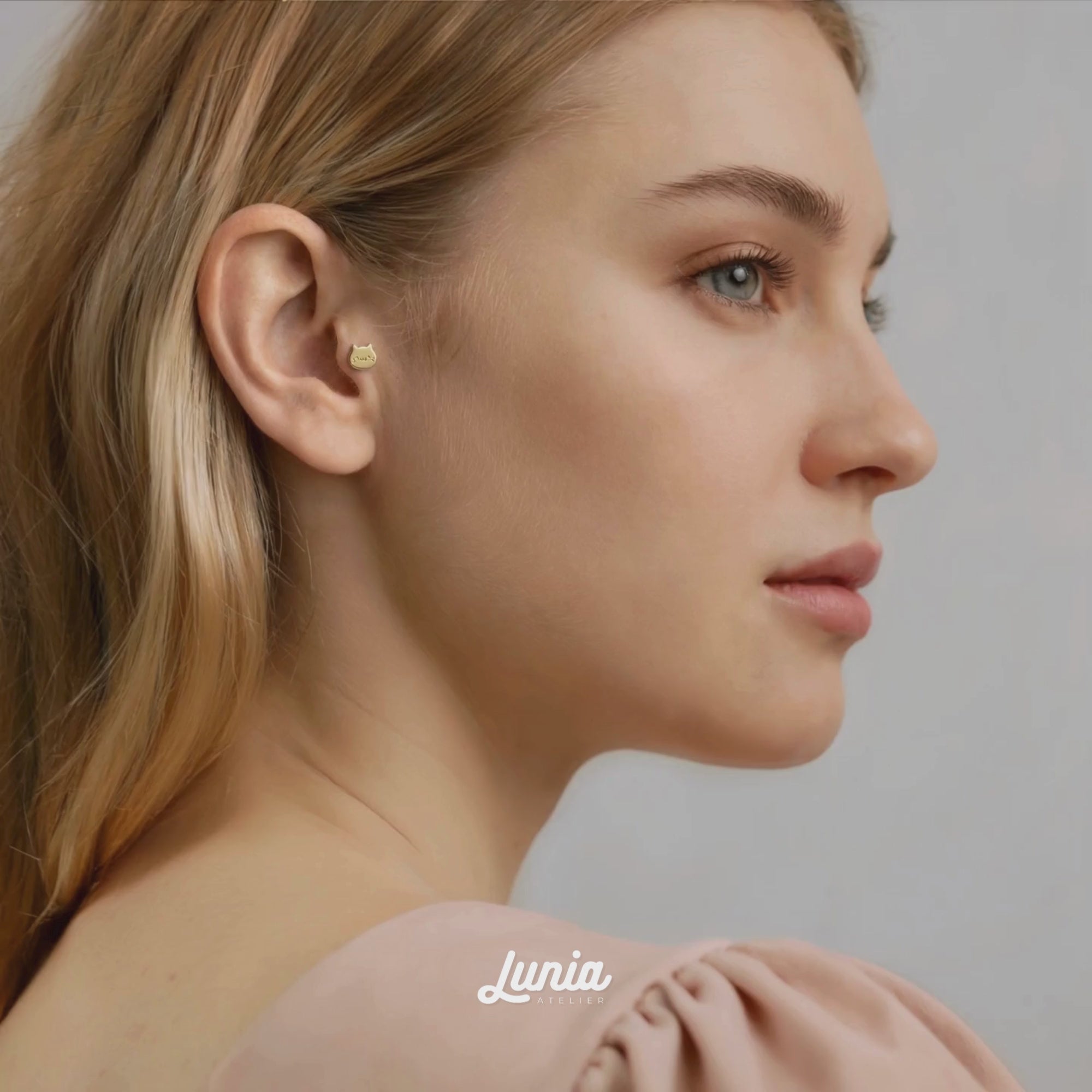 Cute Cat Flatback Ear Piercing 14K Gold / Silver