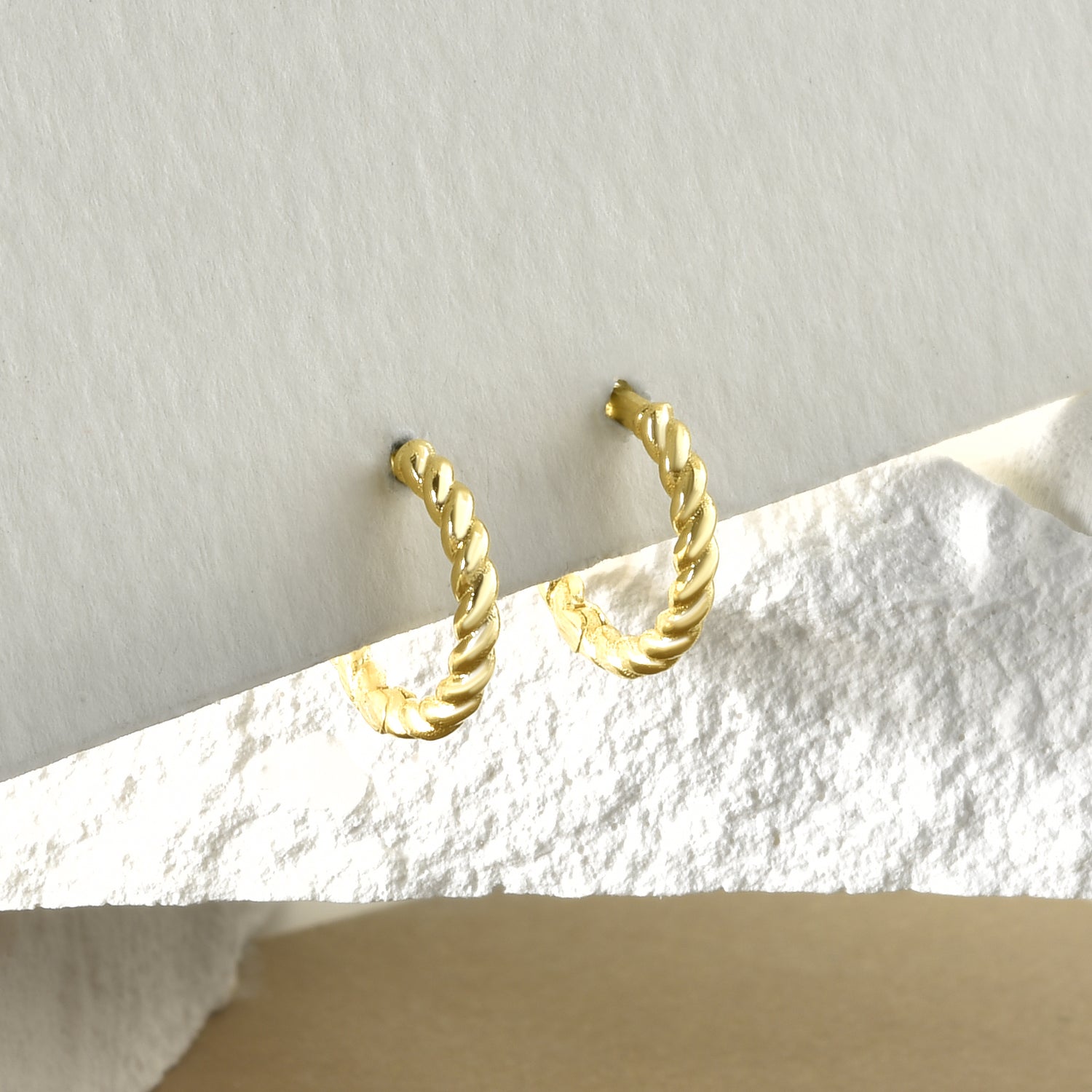 Rope Huggie Hoops Earrings 14K Gold