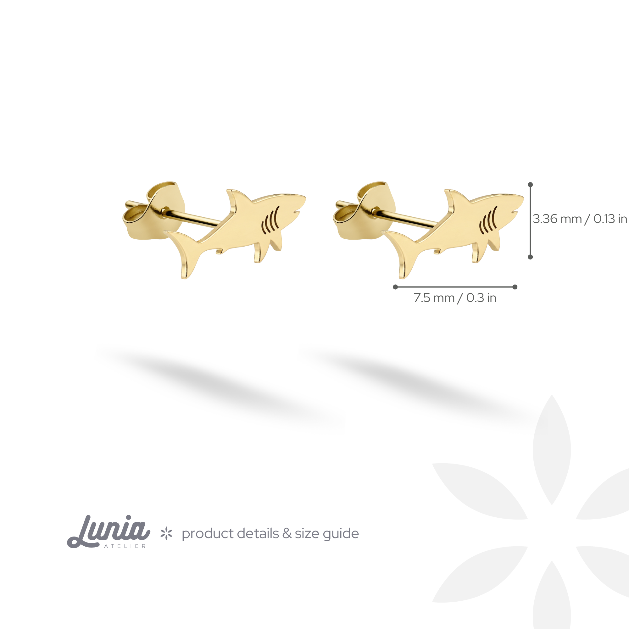 Shark Stud Earrings 14K Gold / Silver