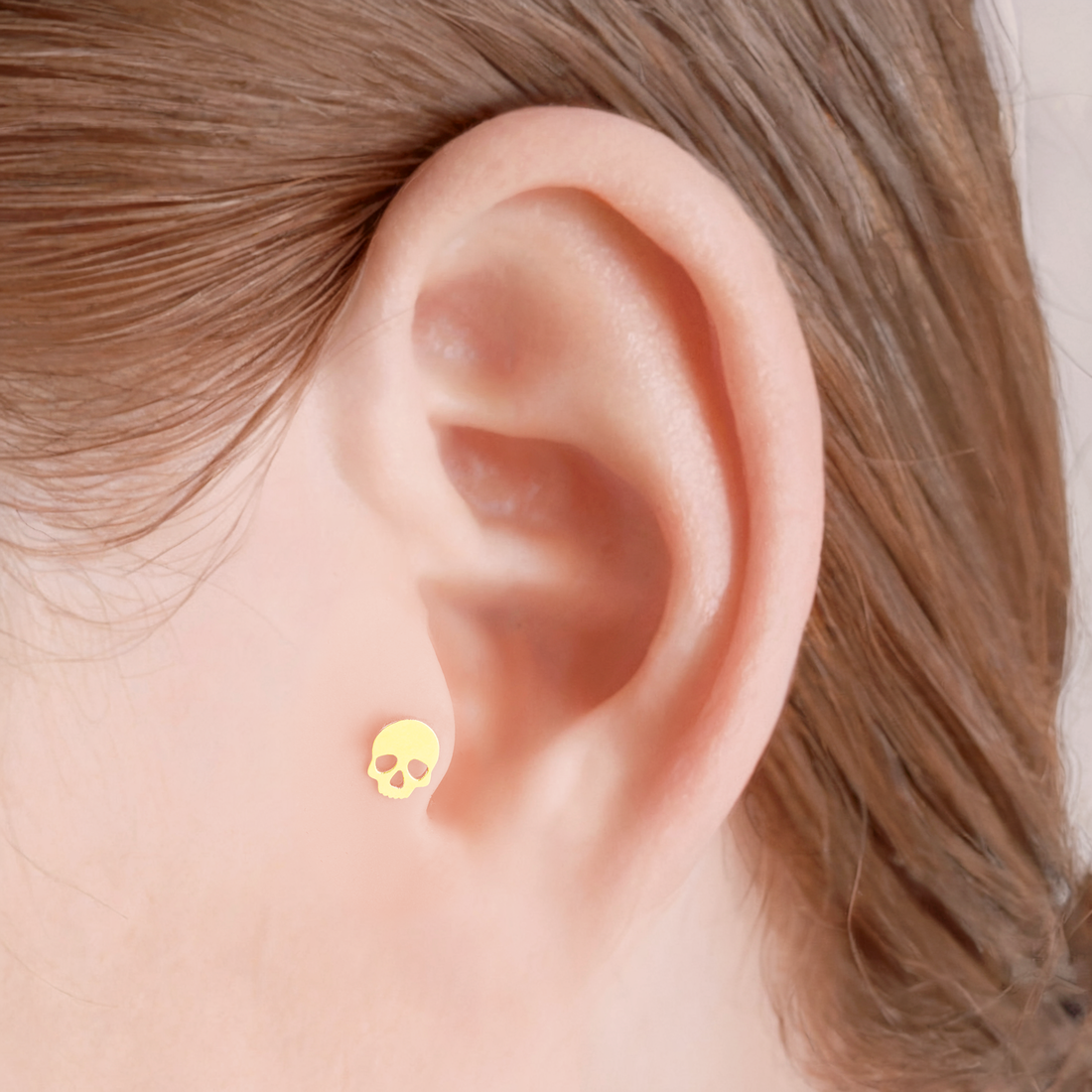 14K Gold Skull Flatback Ear Piercing