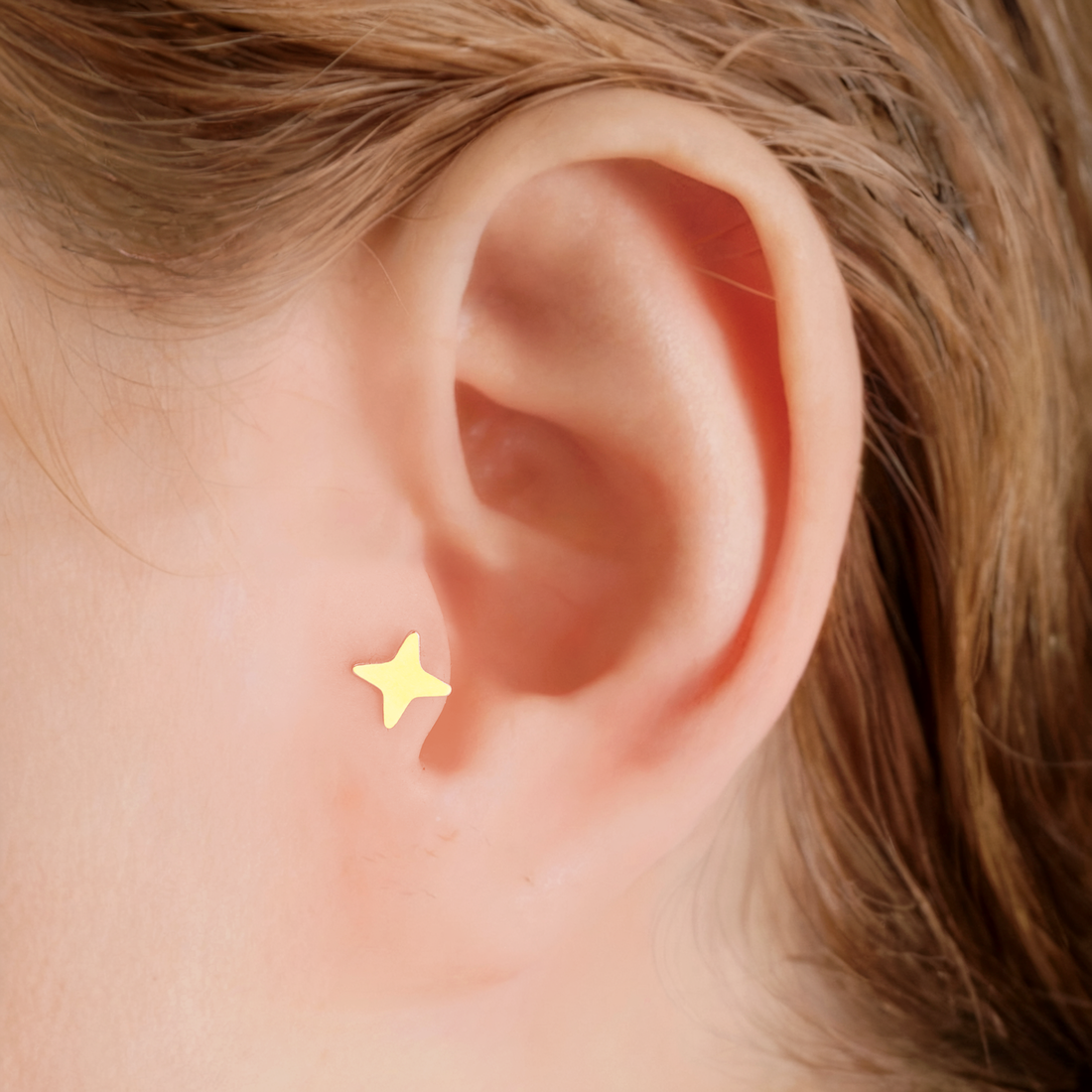 Star Flatback Ear Piercing 14K Gold
