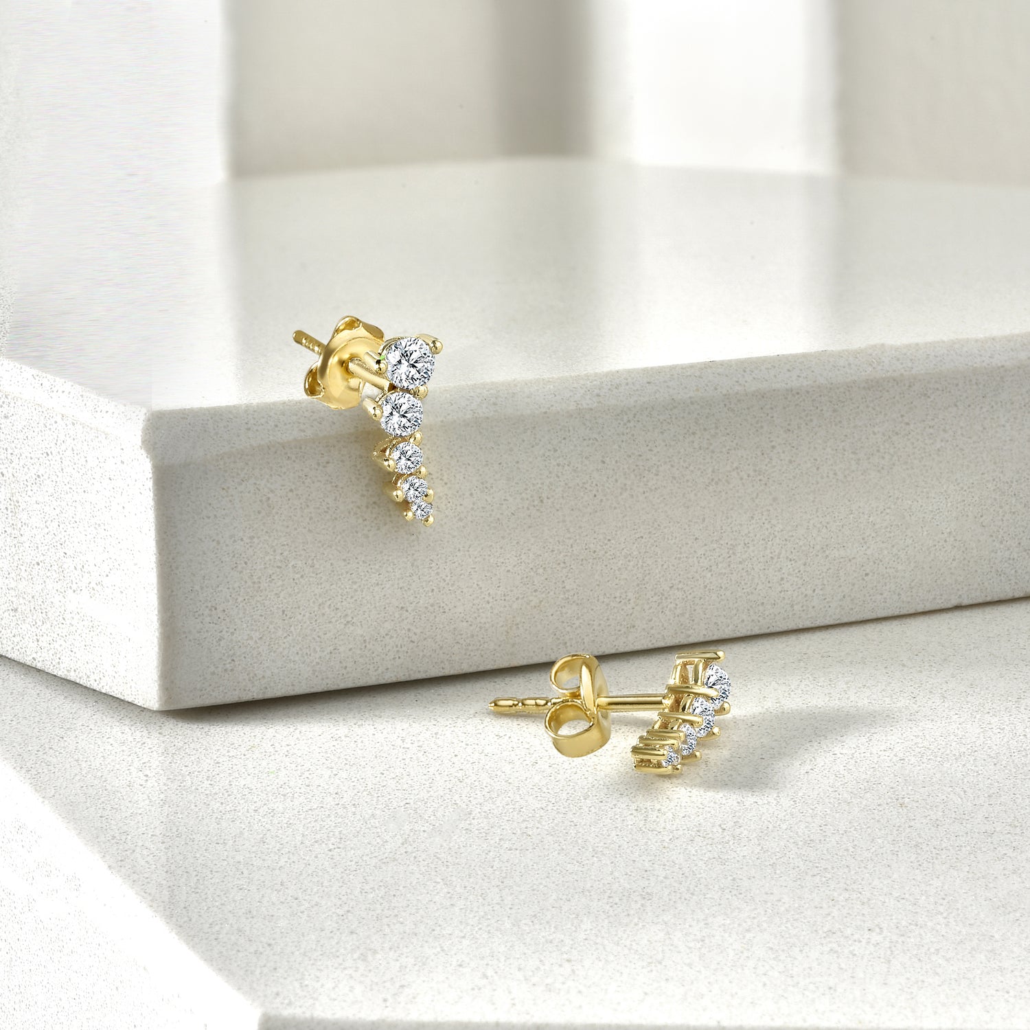 Stringed Stones Diamond Earrings 14K Gold