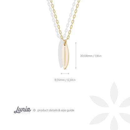 30.08 mm long and 8.55 mm at its widest: surfboard pendant size guide