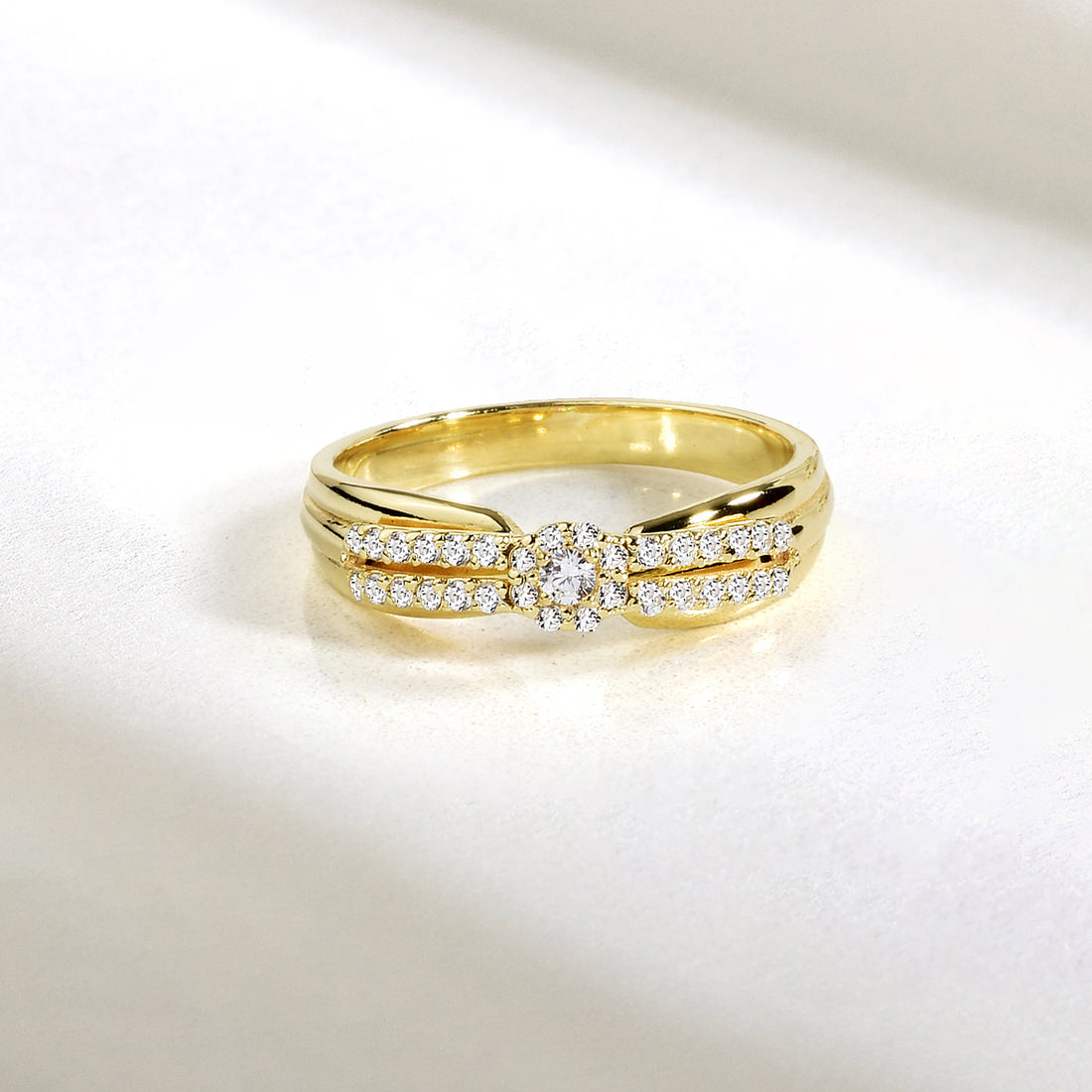 Triple Array Diamond Ring 14K Gold